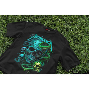 itle Band rock T-shirt | Vintage Metallica Band T-Shirt | Retro Skull Print